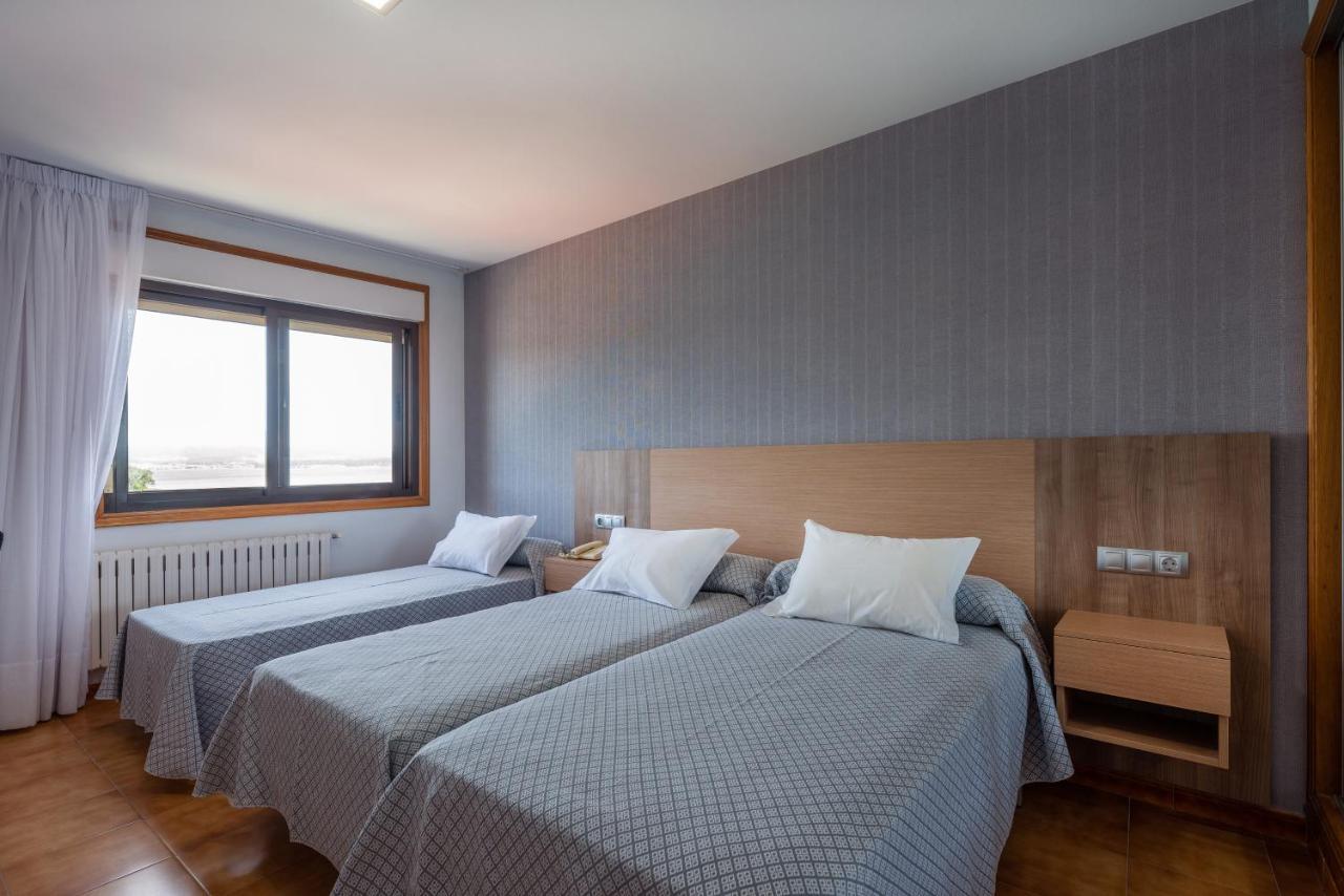 Family Room,1278182485:JPEG