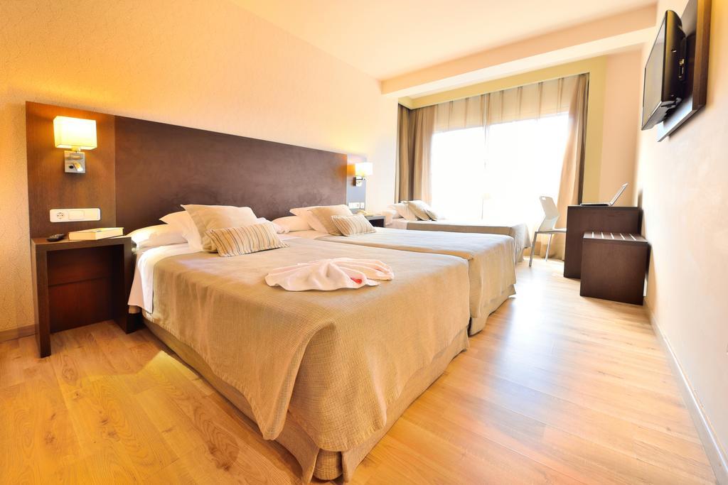 Double Room Extra Bed Spa Acces,331907083:JPEG